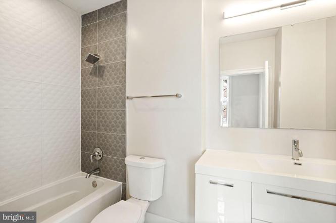 White and grey bathroom